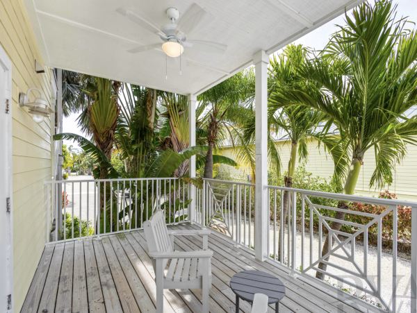 Siesta Key One Bedroom Condo A Flip Flop Walk to the Beaches